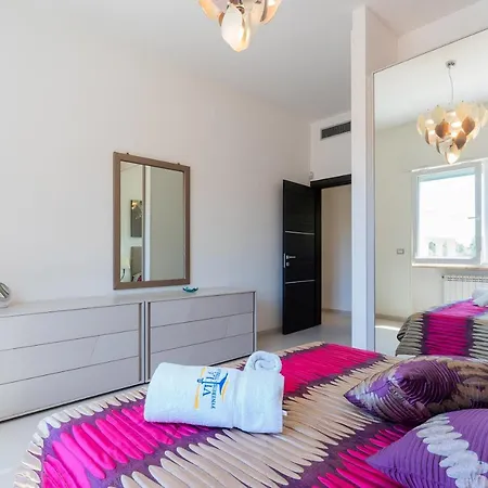 Finibus Terrae * Леука